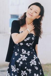 李宜娟个人资料,才华横溢的文艺新星,多才多艺的人生旅程